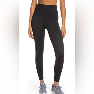SPANX Booty Boost Active High Waist 7/8 Legging